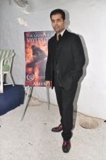 Karan Johar launches the Cover of Amish_s eagerly anticipated 3rd book in the Shiva Trilogy, The Oath of the Vayuputras in Mumbai on 27th Dec 2012 (25).JPG